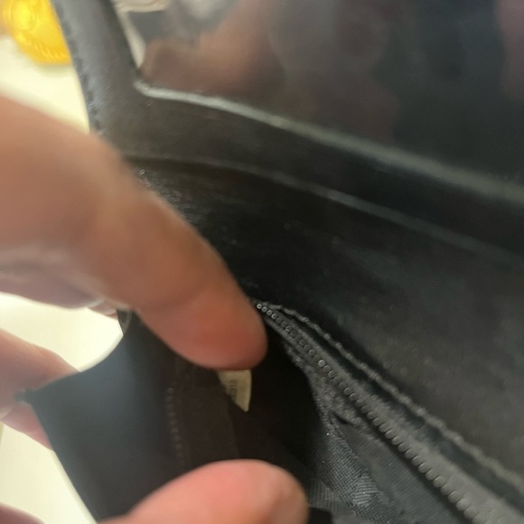 MCM SMALL BLACK LEATHER TRIFOLD WALLET - Picture 12 of 13